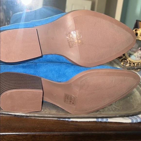 Blue Suede Western Boots - Picture 3 of 3